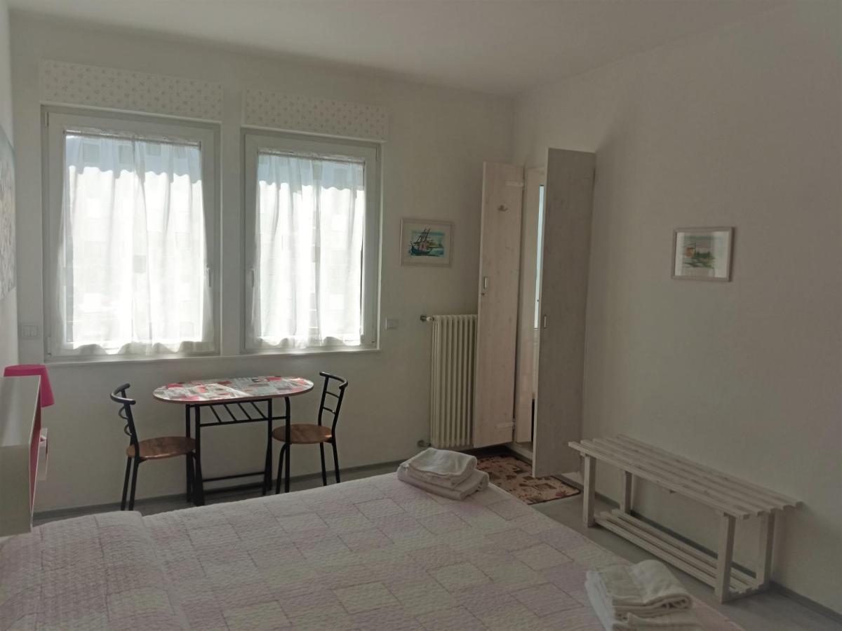 Garden Belvedere B&B Торболе Экстерьер фото