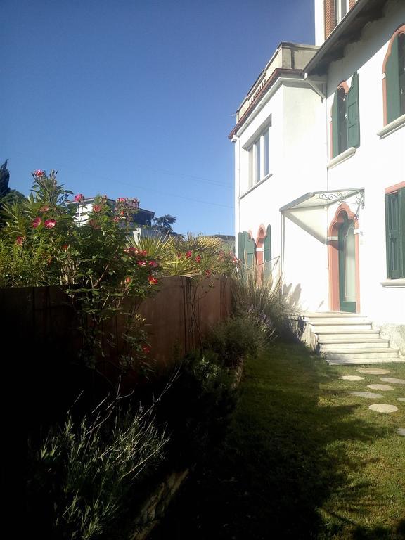 Garden Belvedere B&B Торболе Экстерьер фото